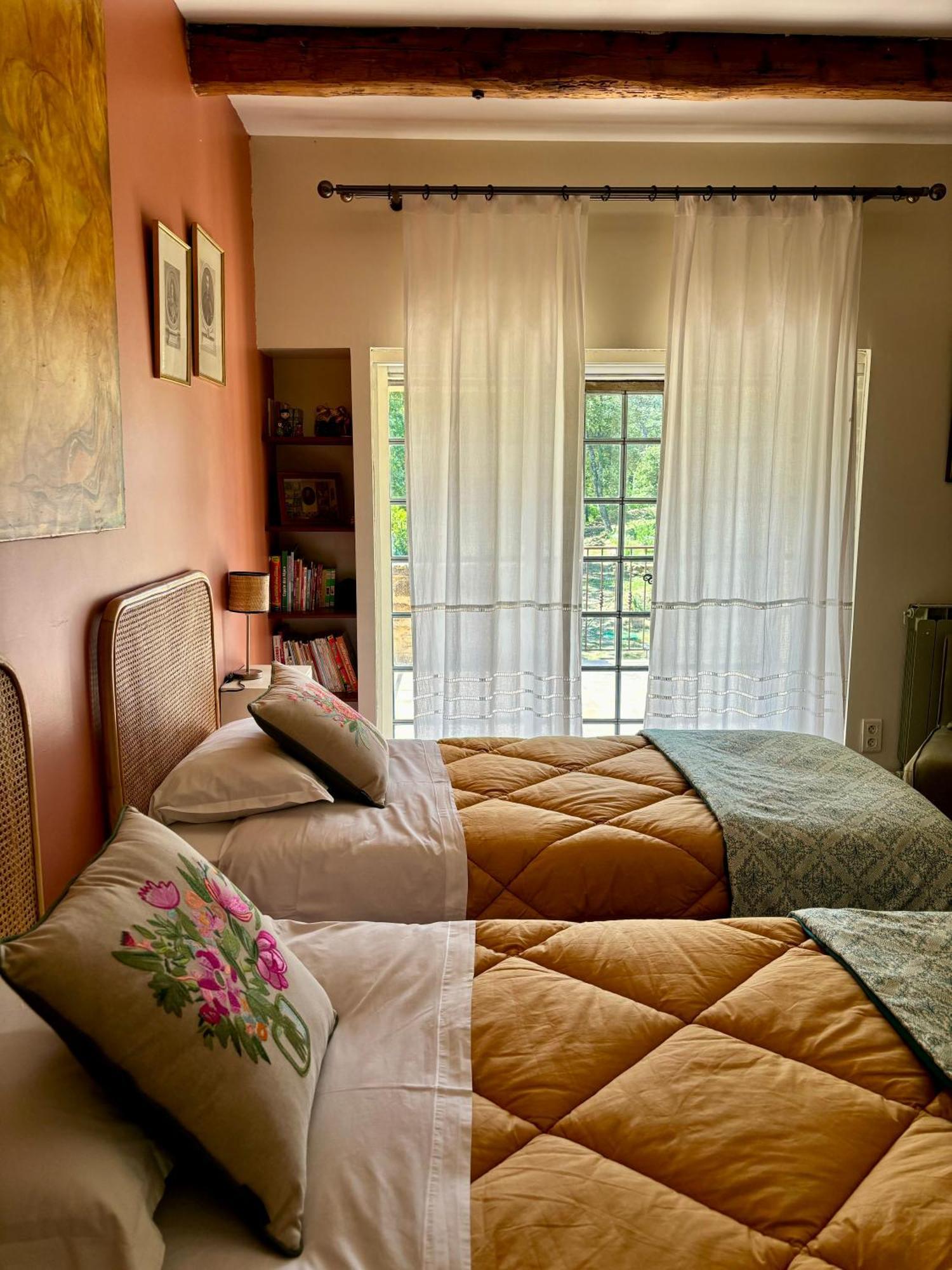 Domaine Du Commandeur Bed & Breakfast Mondragon Exterior foto